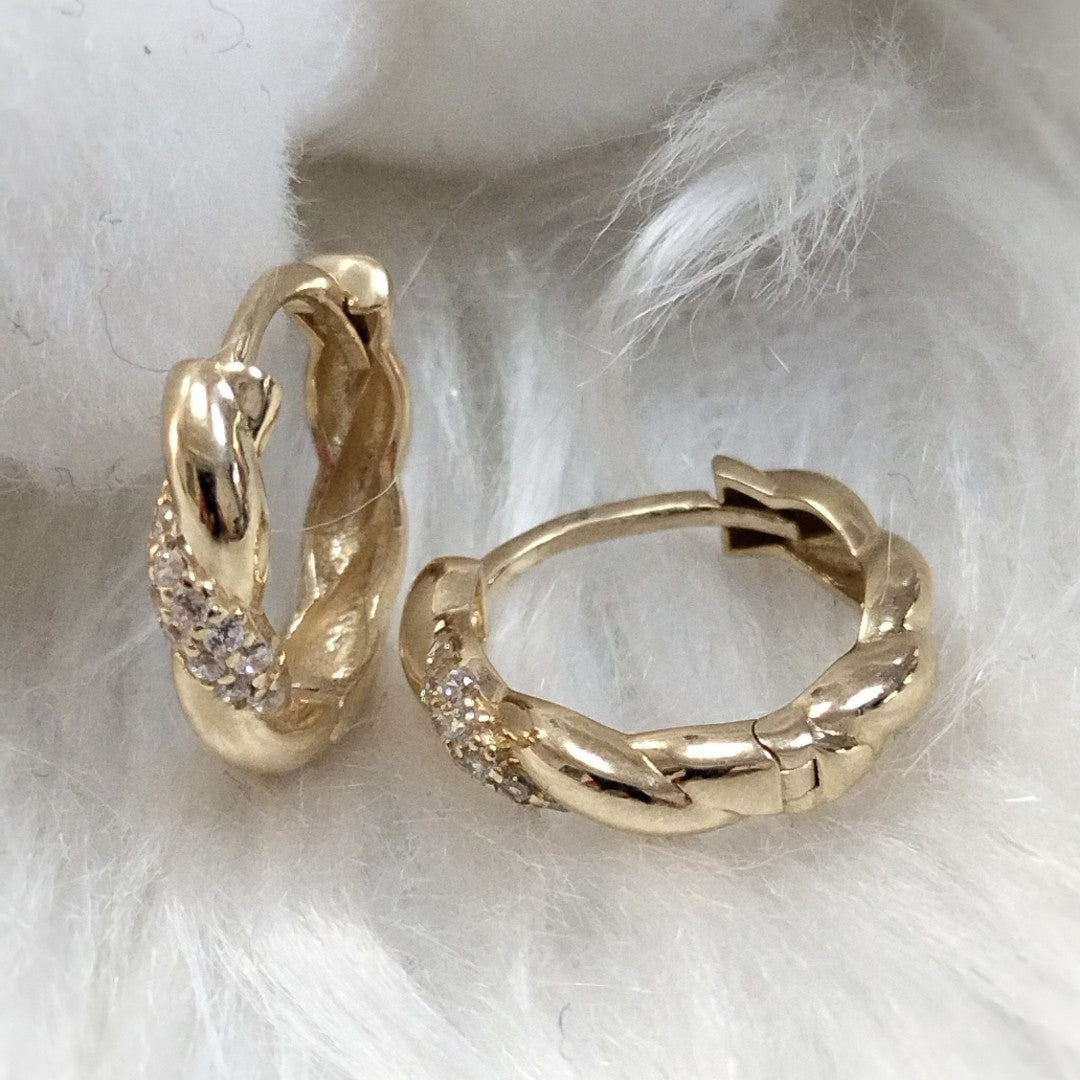 HUGGIES ORO 14K 2.1 (NUEVO)