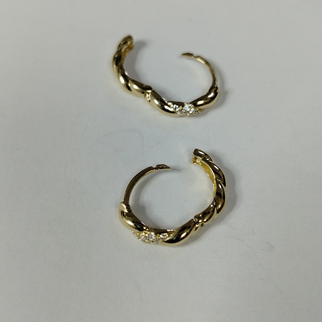 HUGGIES ORO 14K 2.1 (NUEVO)