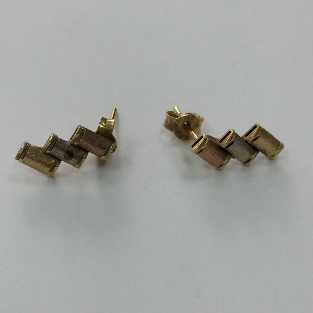 ARETES PAR ORO COMBINADO 14 K 2,10 GRMS (SEMINUEVO)