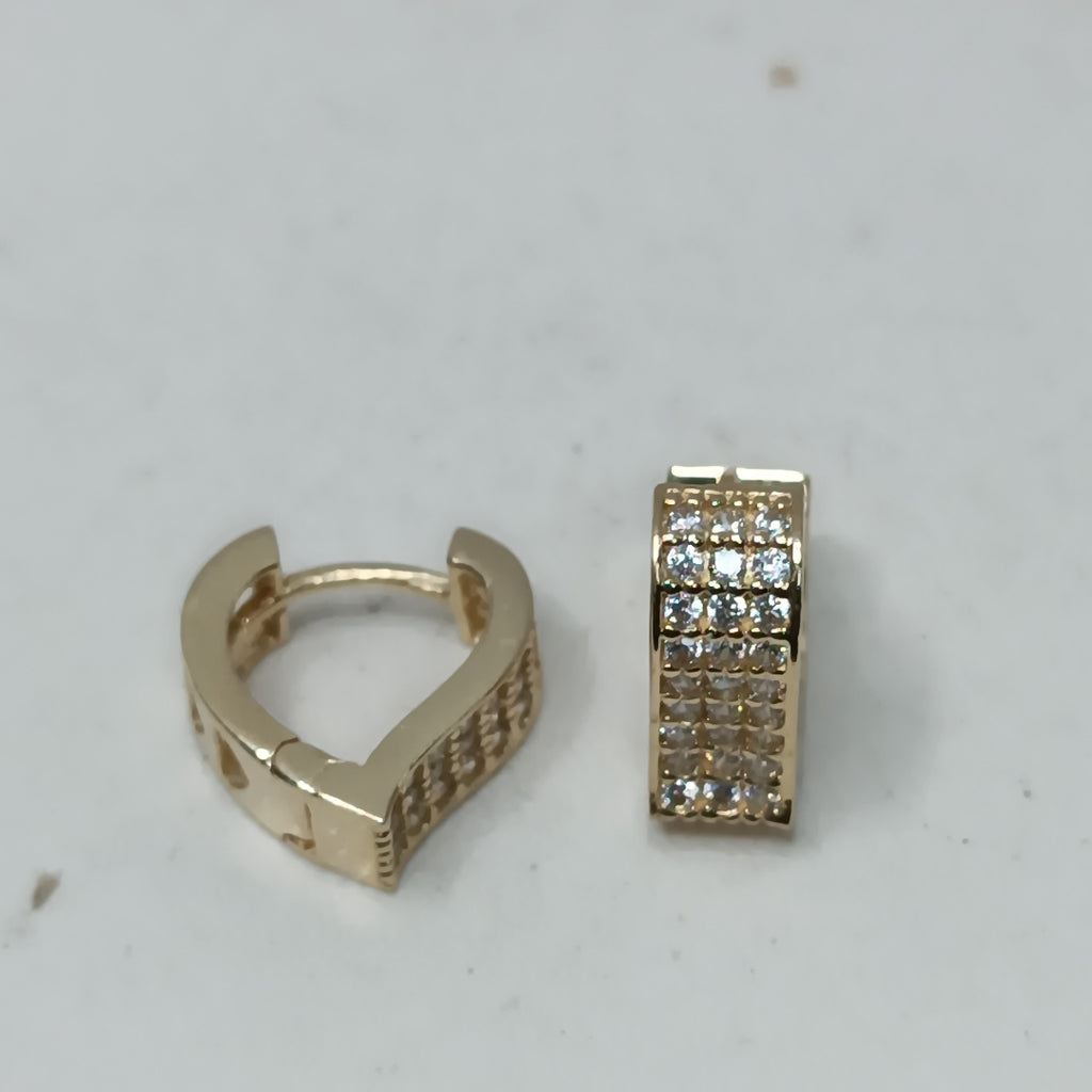 ARETES ARRACADAS CORAZON C CIRCONIAS 14K 2.1 GR (NUEVO)
