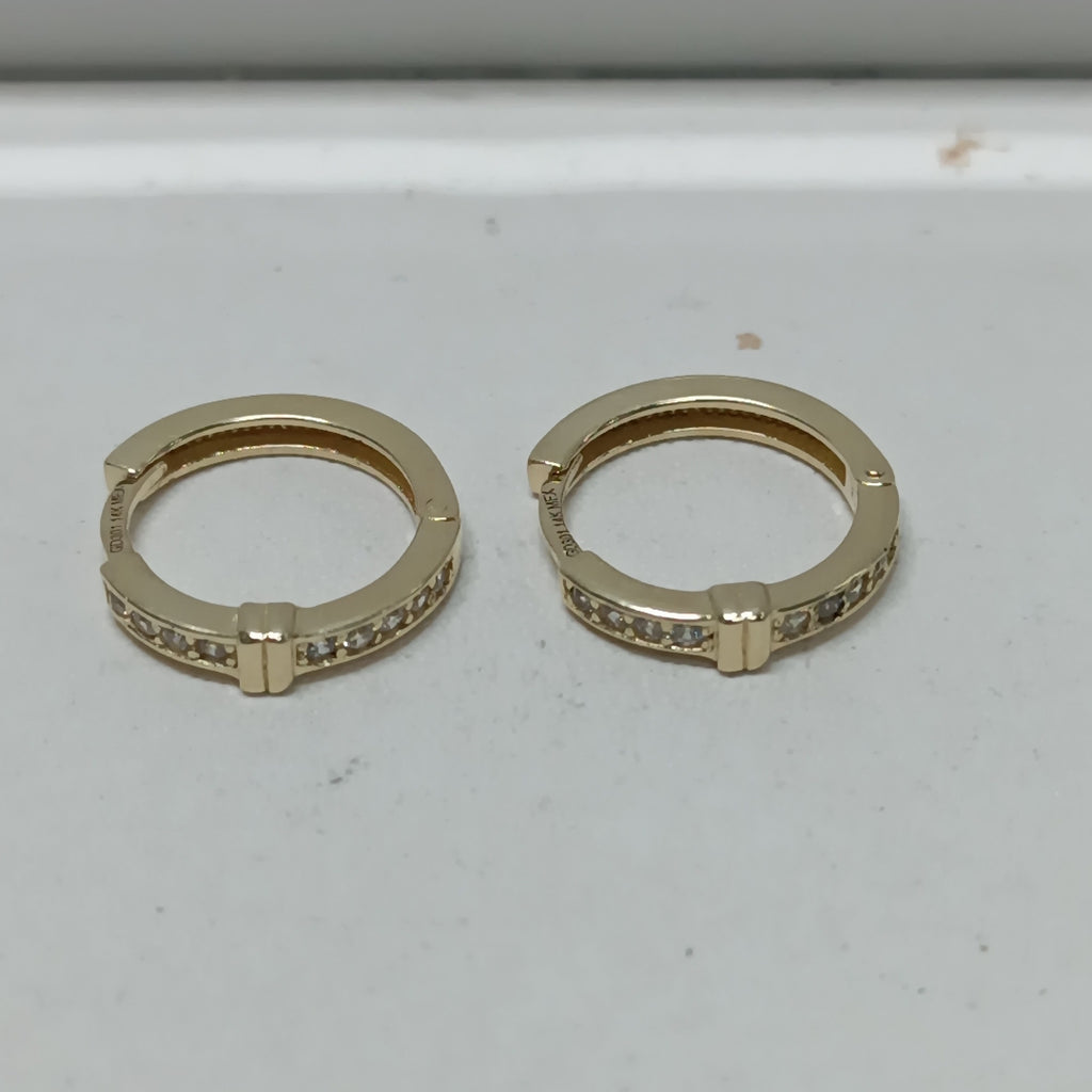 ARETES HUGGIES C CIRCONIA 14K 2 GR (NUEVO)
