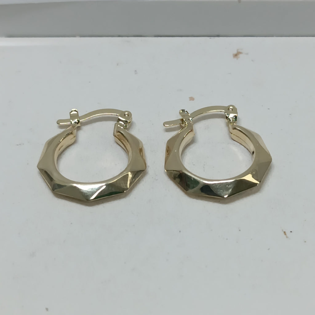 ARETES TEJIDO ARRACADAS FACETADAS 14K 1.8 GR (NUEVO)