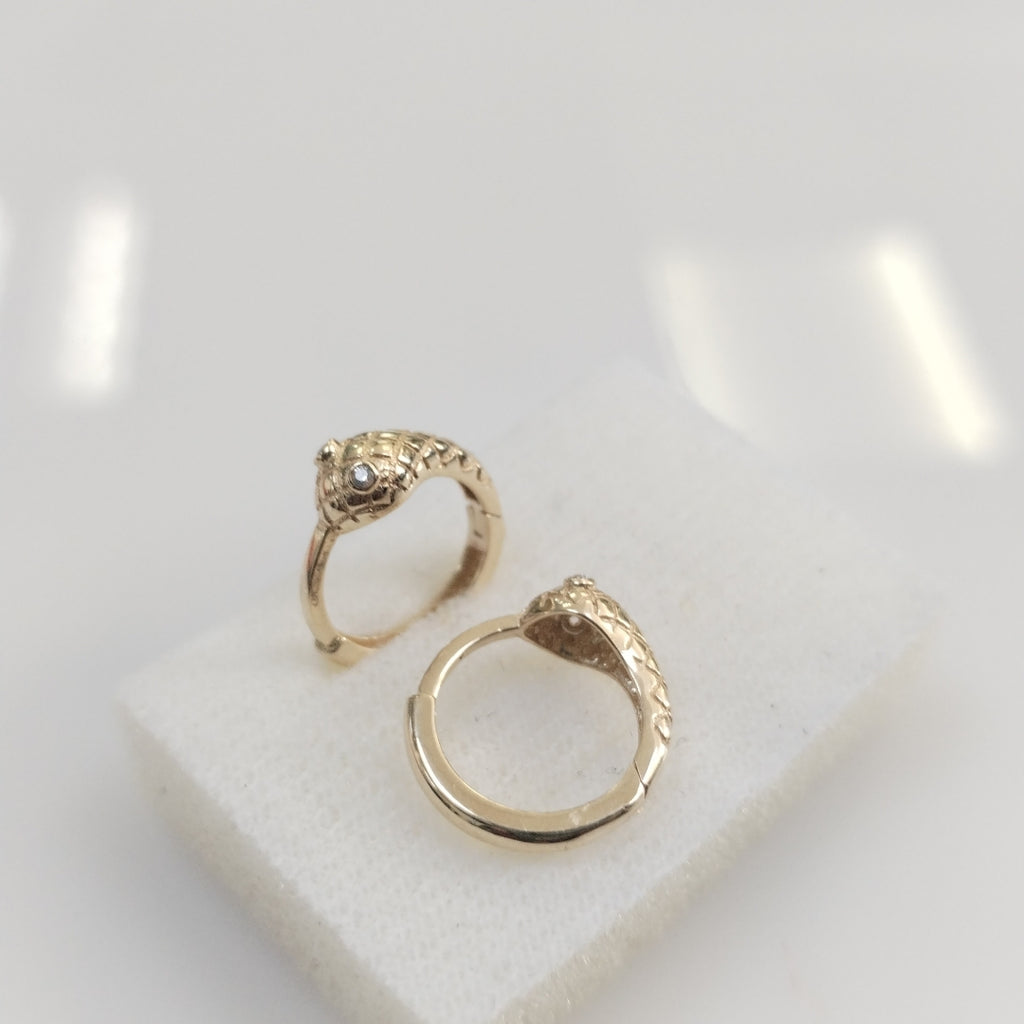HUGGIES ORO 14K 1.6 (NUEVO)