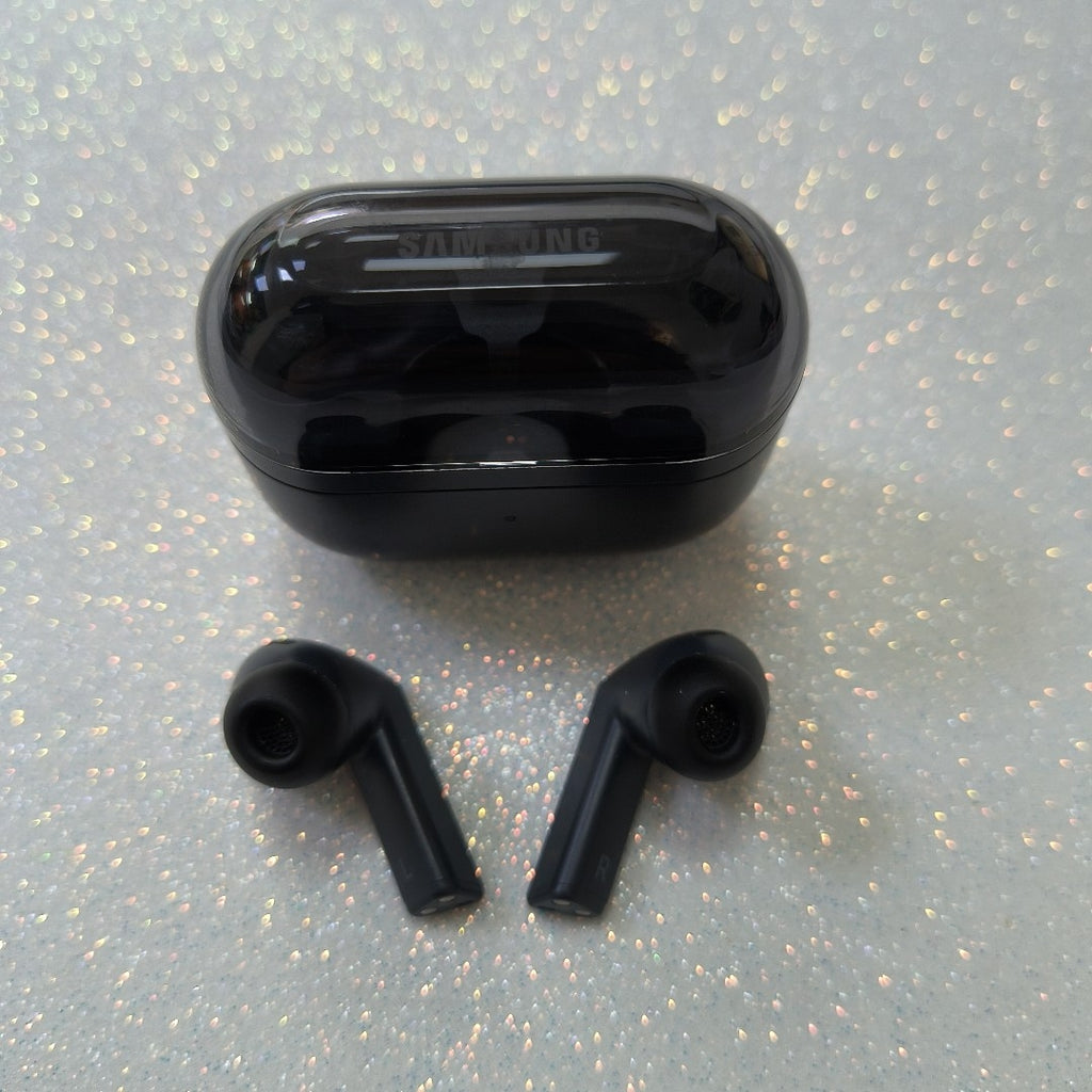 AUDIFONOS SAMSUNG GALAXY BUDS 3 PRO SM-R630 INALAMBRICO IN EAR (SEMINUEVO)