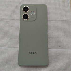 CELULAR OPPO A5 PRO CPH2711 (2025) 256 GB 8 GB RAM (SEMINUEVO)