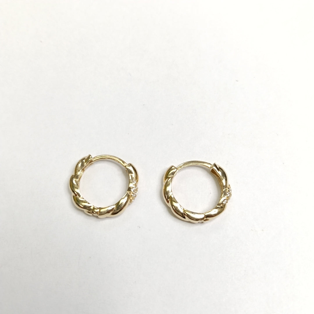 HUGGIES ORO 14K 2.1 (NUEVO)