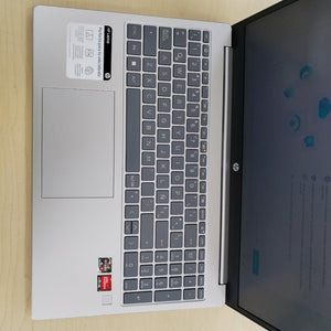 LAPTOP HP 15-FC0070LA(2024) 512 GB SSD 16 GB RAM (SEMINUEVO)