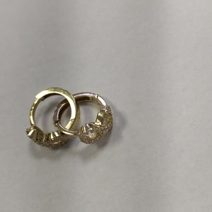 HUGGIES ORO 14K 1.8 (NUEVO)