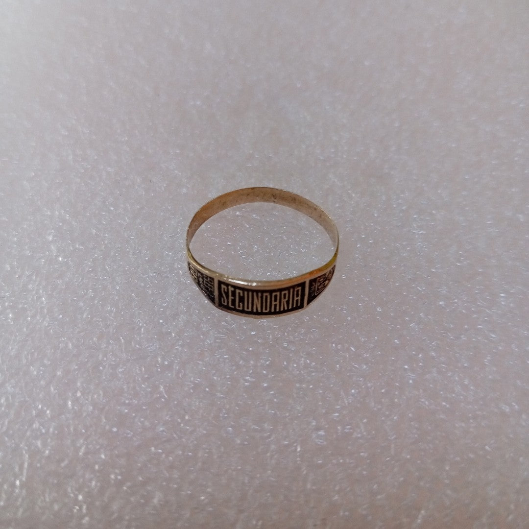 ANILLO DE GRADUACIÓN ORO 8 K 1.1 GRMS (SEMINUEVO)