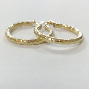ARETES ARRACADAS LABRADAS 14K 3.3 GR (NUEVO)