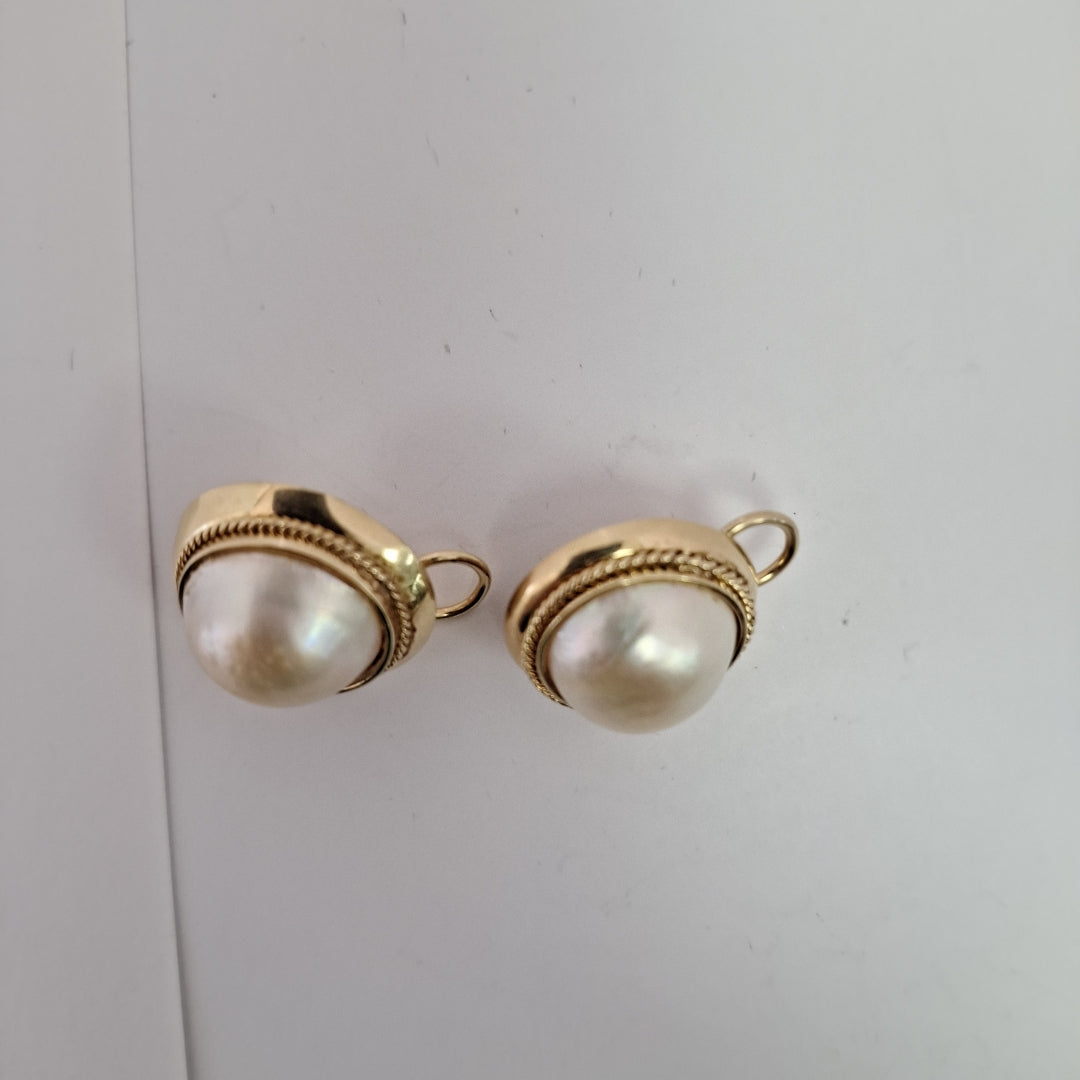 ARETES PAR ORO 14 K 6.8 GRMS (SEMINUEVO)