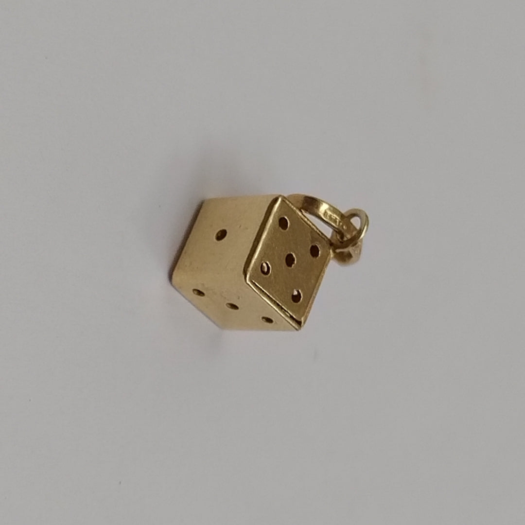 DIJE ORO 14 K 0.9 GRMS (SEMINUEVO)