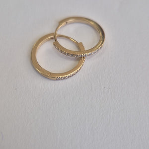 HUGGIES ORO 14K 1.4 (NUEVO)
