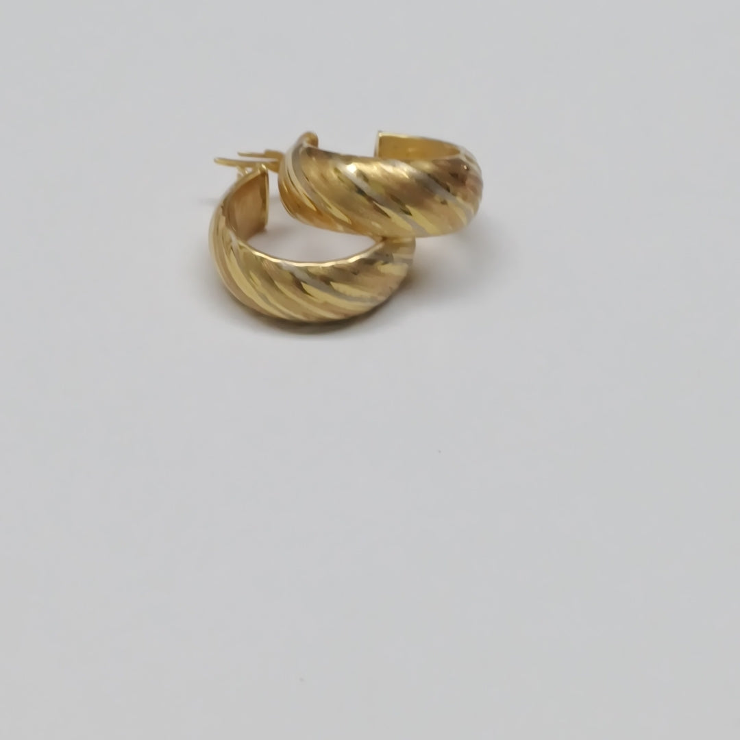 ARRACADAS PAR ORO 14 K 3.4 GRMS (SEMINUEVO)