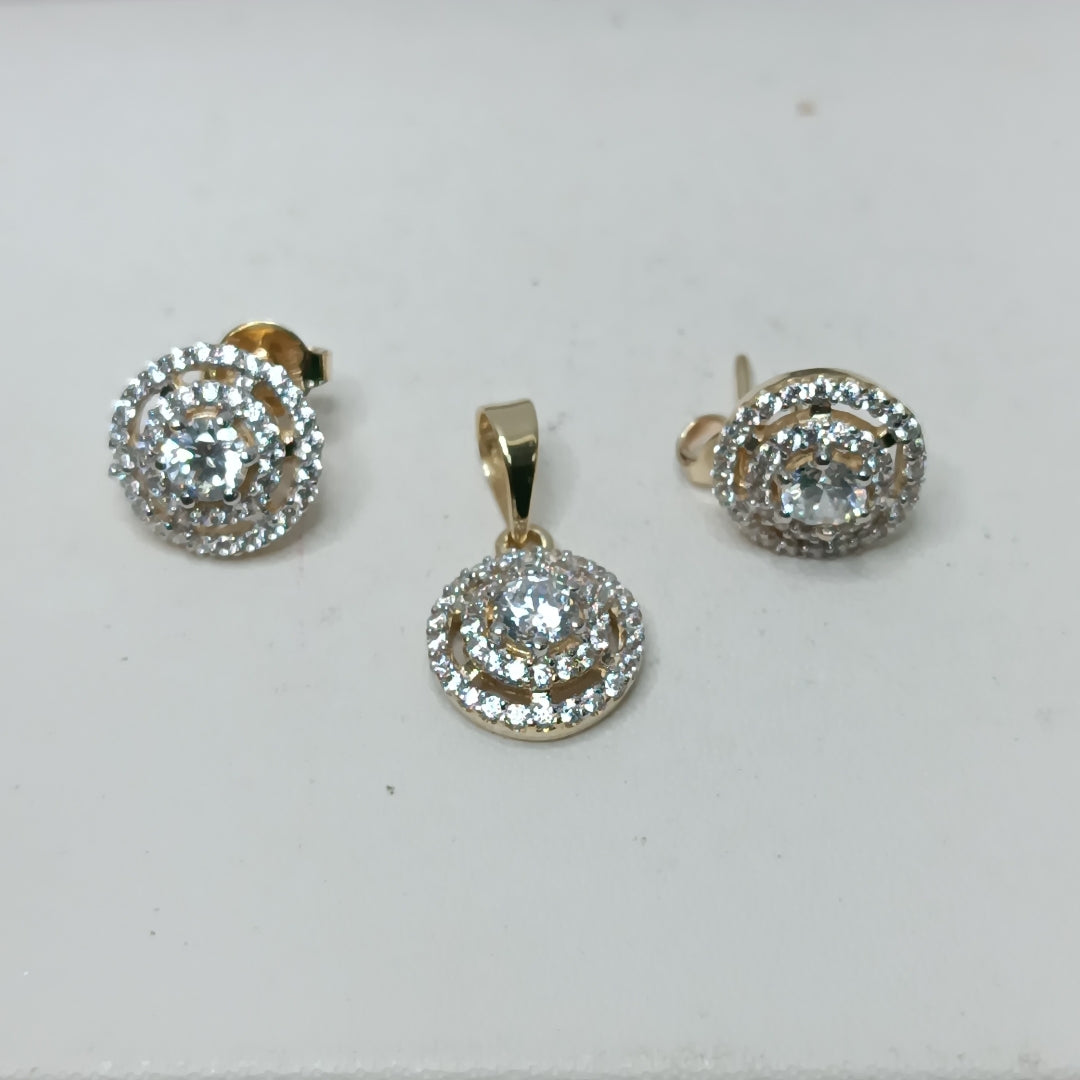 BROQUELES MEDIO ADEREZO BROQUELES Y DIJE C CIRCONIAS 14K 4.2 GR (NUEVO)