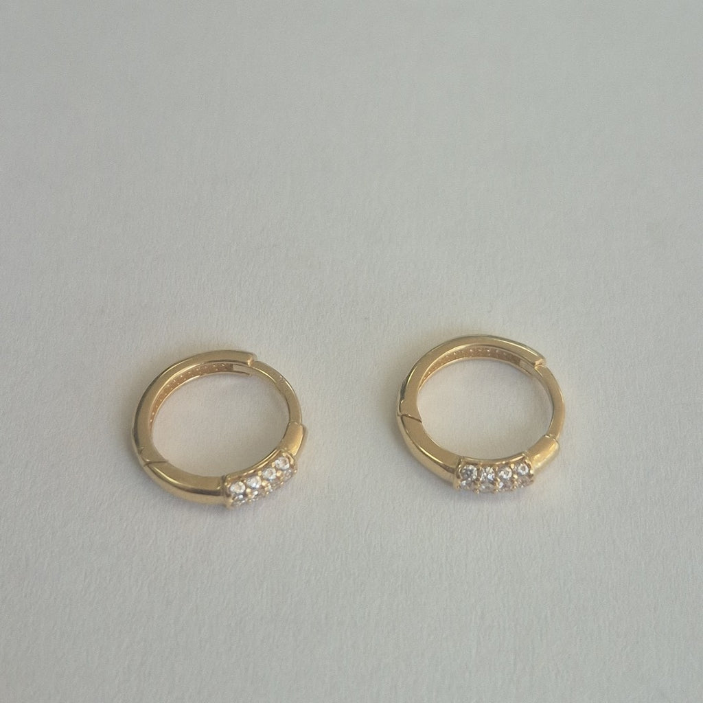 HUGGIES ORO 14K 1.4 (NUEVO)
