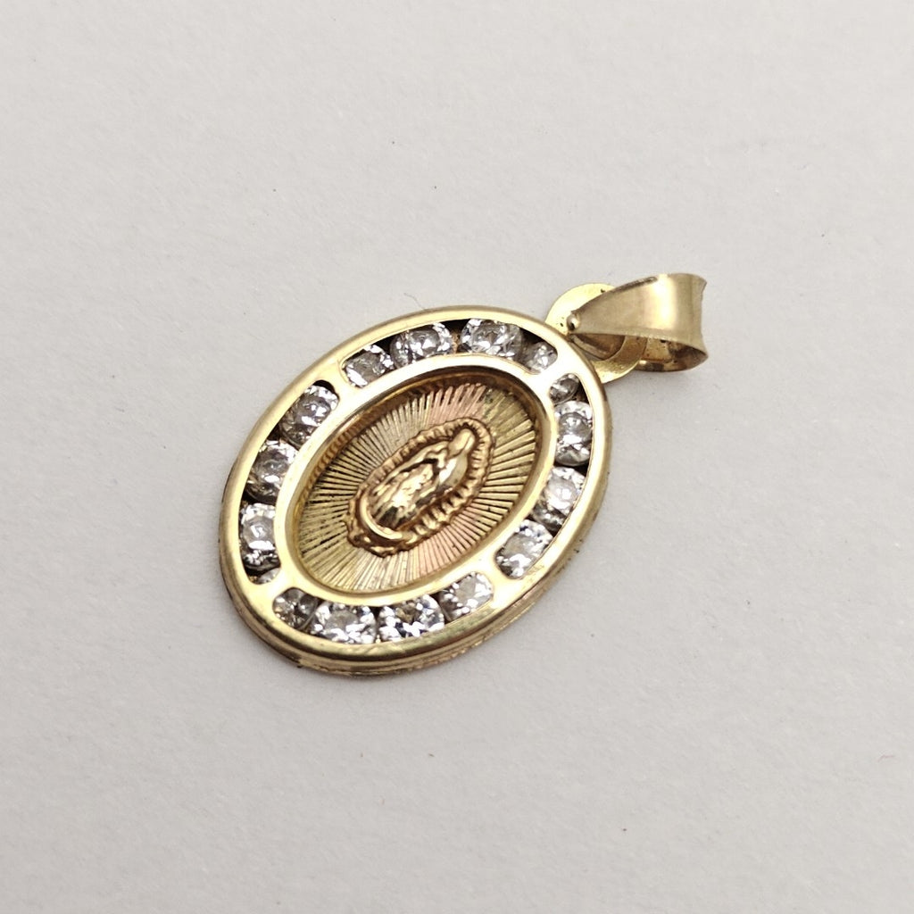 MEDALLA RELIGIOSA ORO 10 K 0,80 GRMS (SEMINUEVO)