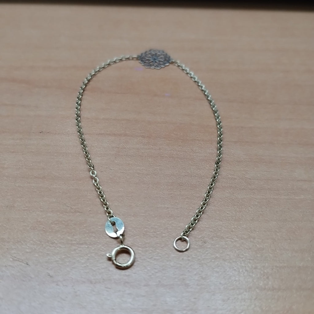 PULSERA TEJIDO ESPECIAL CON MANDALA 14K 18 CM 1.3 GR (NUEVO)