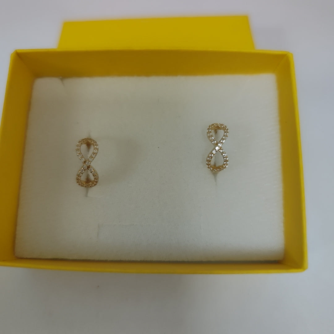 HUGGIES ORO 14K 2.1 (NUEVO)