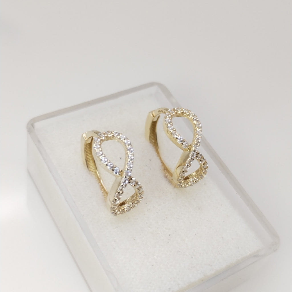 HUGGIES ORO 14K 2.1 (NUEVO)
