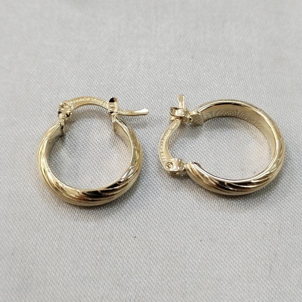 ARETES ARRACADA ASTRIADA 14K 1.6 GR (NUEVO)