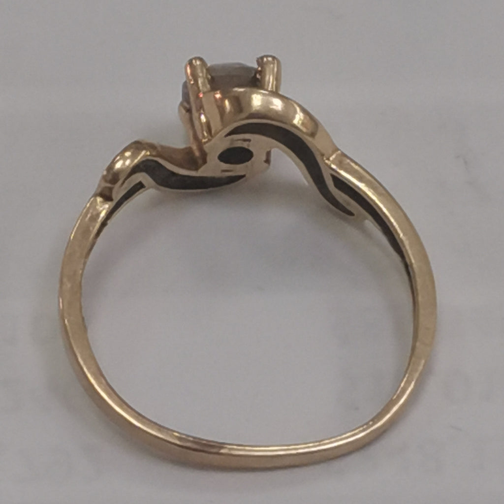 SOLITARIO ORO 14 K 2.2 GRMS (SEMINUEVO)