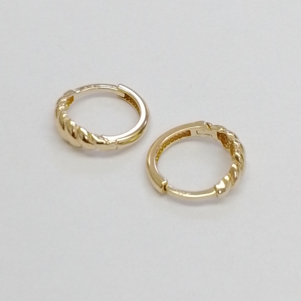 HUGGIES ORO 14K 1.3 (NUEVO)