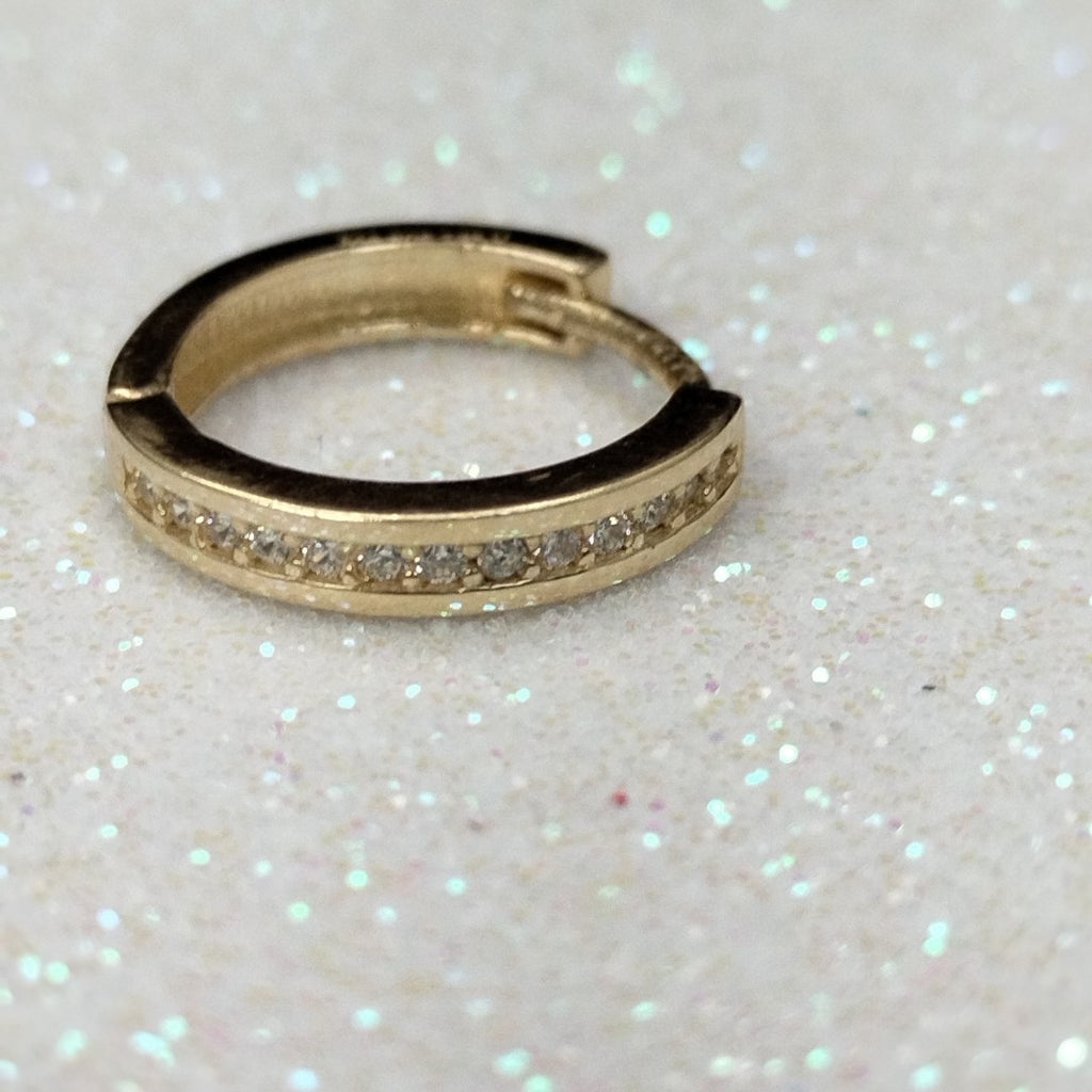 HUGGIES ORO 14K 2 (NUEVO)