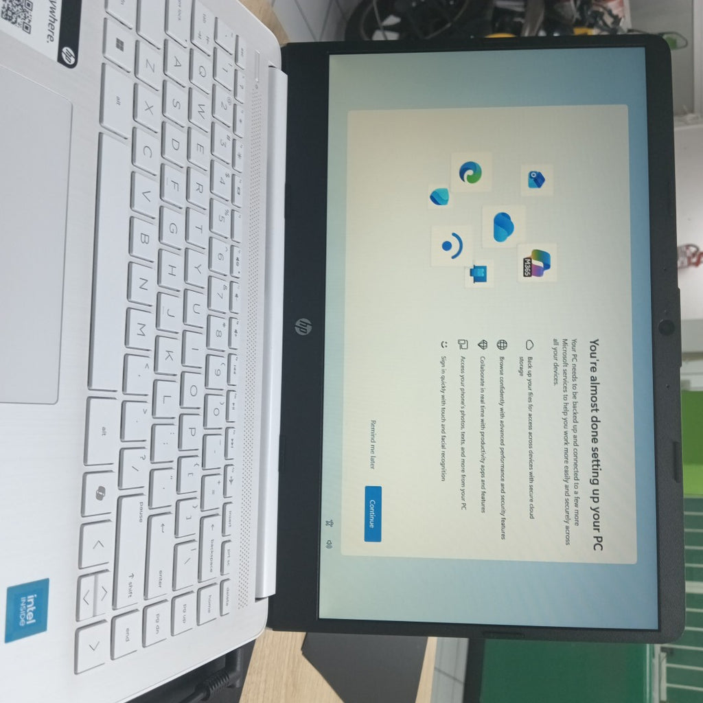 LAPTOP HP 14-DQ3000DX (2025) 64 GB SSD 4 GB RAM (SEMINUEVO)