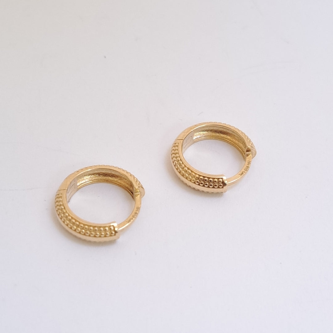 HUGGIES ORO 14K 1.9 (NUEVO)