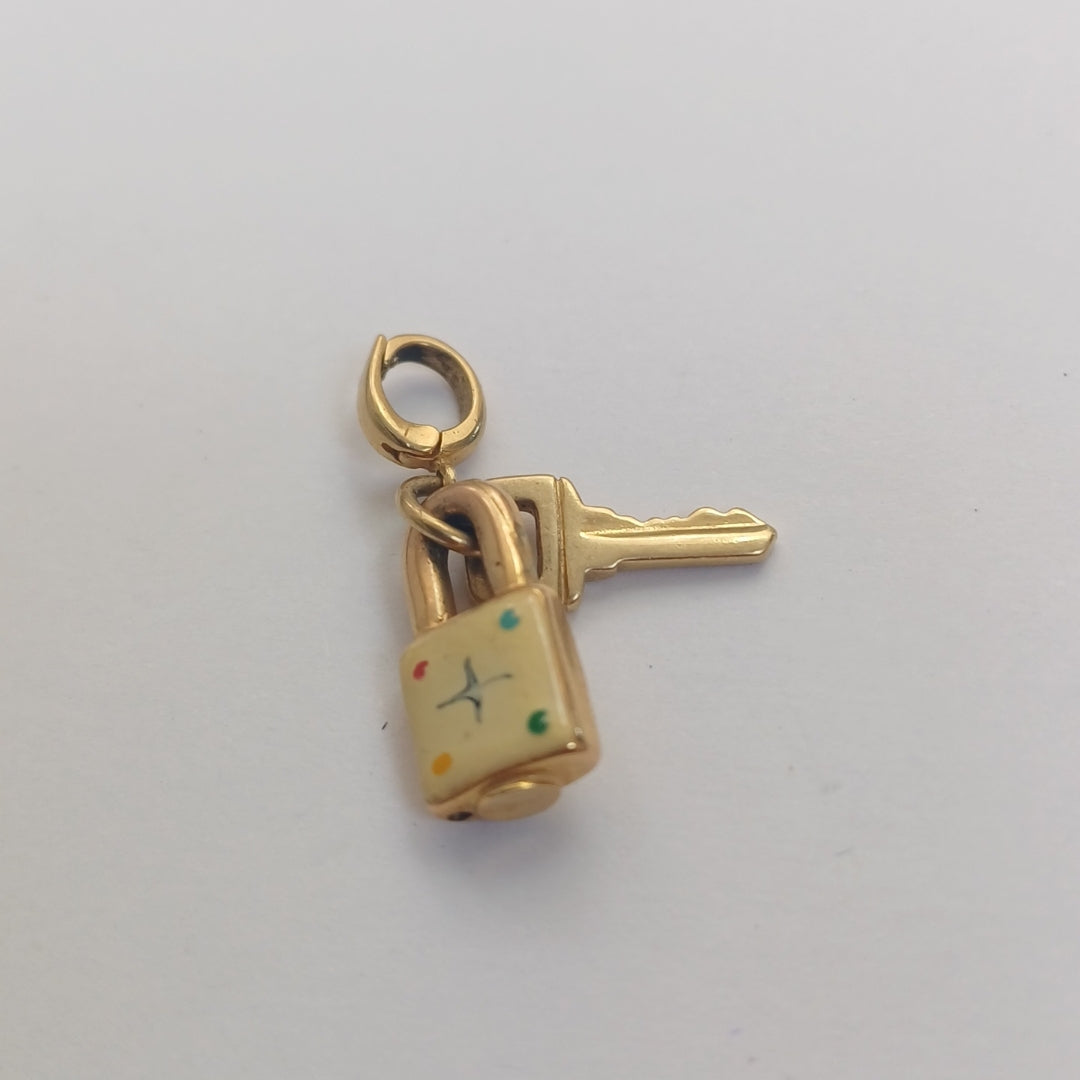 DIJE ORO 14 K 2 GRMS (SEMINUEVO)