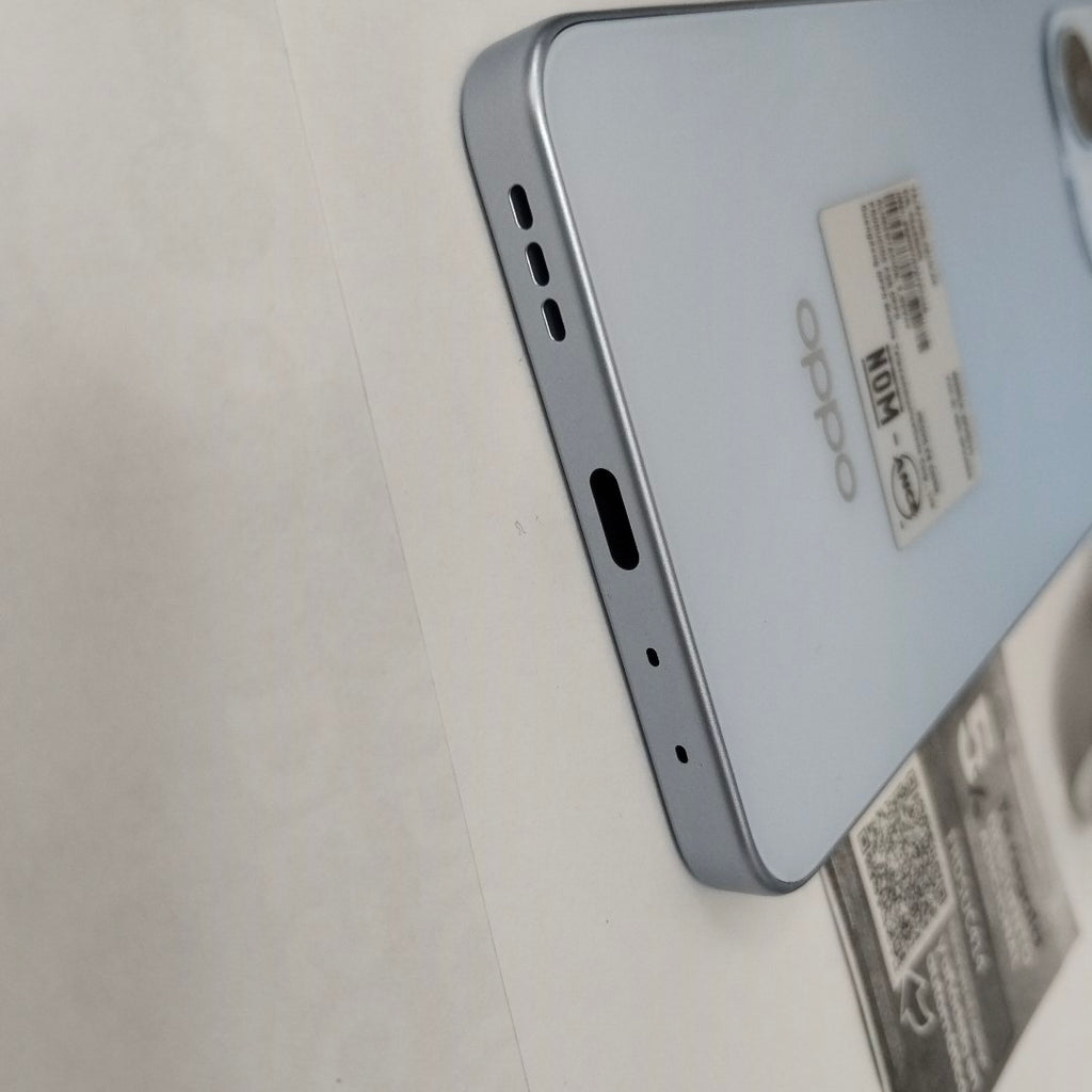 CELULAR OPPO A5 PRO CPH2711 (2025) 256 GB 8 GB RAM (SEMINUEVO)