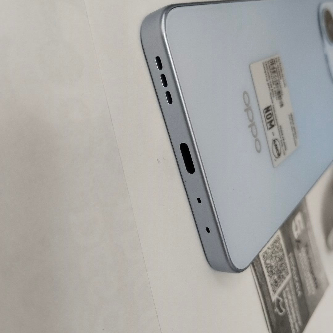 CELULAR OPPO A5 PRO CPH2711 (2025) 256 GB 8 GB RAM (SEMINUEVO)