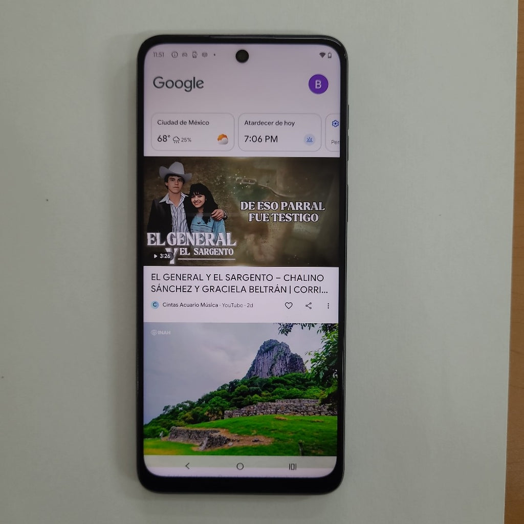 CELULAR MOTOROLA MOTO G55 5G XT2435-1(2024) 256 GB 8 GB RAM (SEMINUEVO)