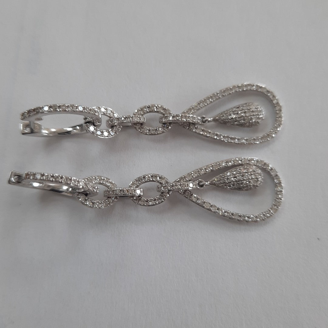 ARETES PAR ORO BLANCO 14 K 5.5 GRMS (SEMINUEVO)