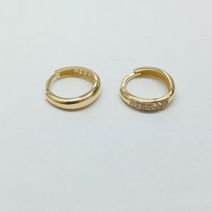 HUGGIES ORO 14K 1.5 (NUEVO)