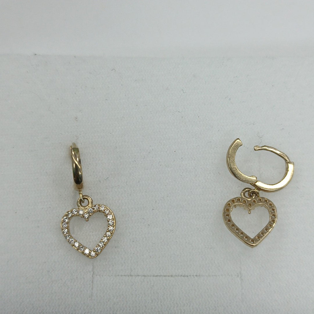 ARETES FIG CORAZON C CIRCONIAS 10K 2.6 GR (NUEVO)
