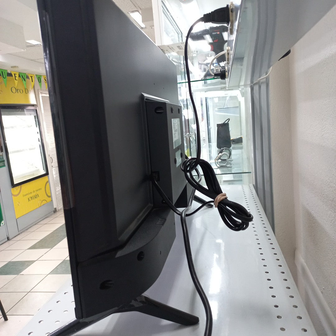 PANTALLA LG 32LR600BPSC (2025) 32" LED HD (SEMINUEVO)