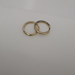 ARETES HUGGIES C CIRCONIA 14K 1.8 GR (NUEVO)