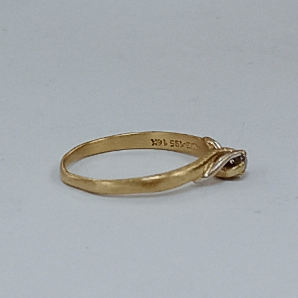 ANILLITO, SOLITARIO ORO, ORO COMBINADO 14 K 1.7 GRMS (SEMINUEVO)