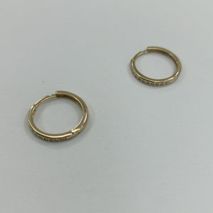 ARETES HUGGIES C CIRCONIA 14K 1.7 GR (NUEVO)