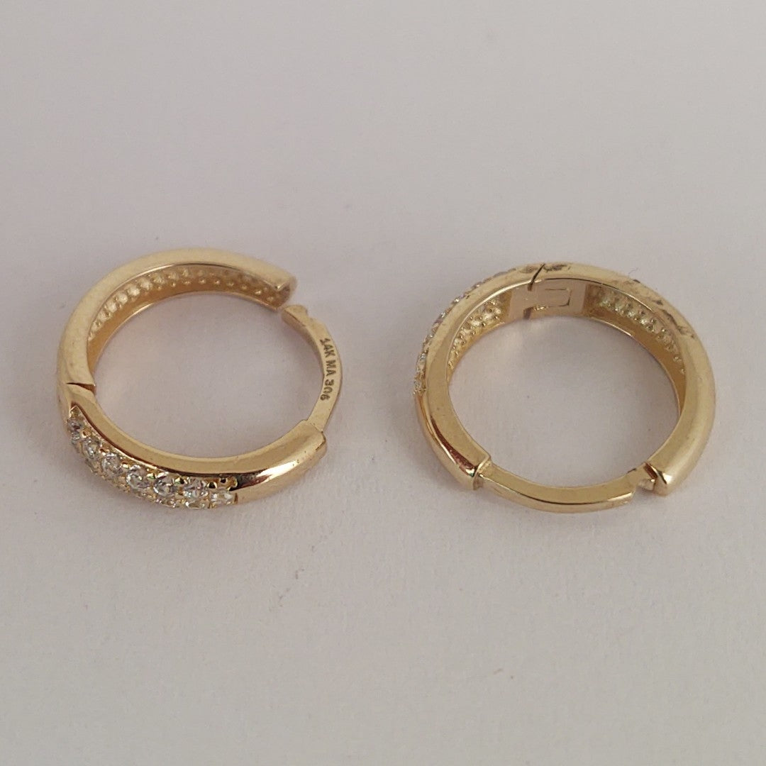 HUGGIES ORO 14K 1.5 (NUEVO)