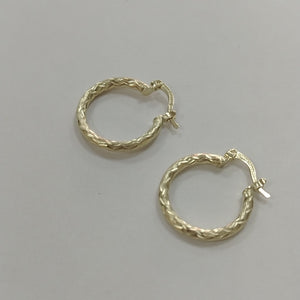 ARETES ARRACADAS LABRADAS 14K 2.2 GR (NUEVO)