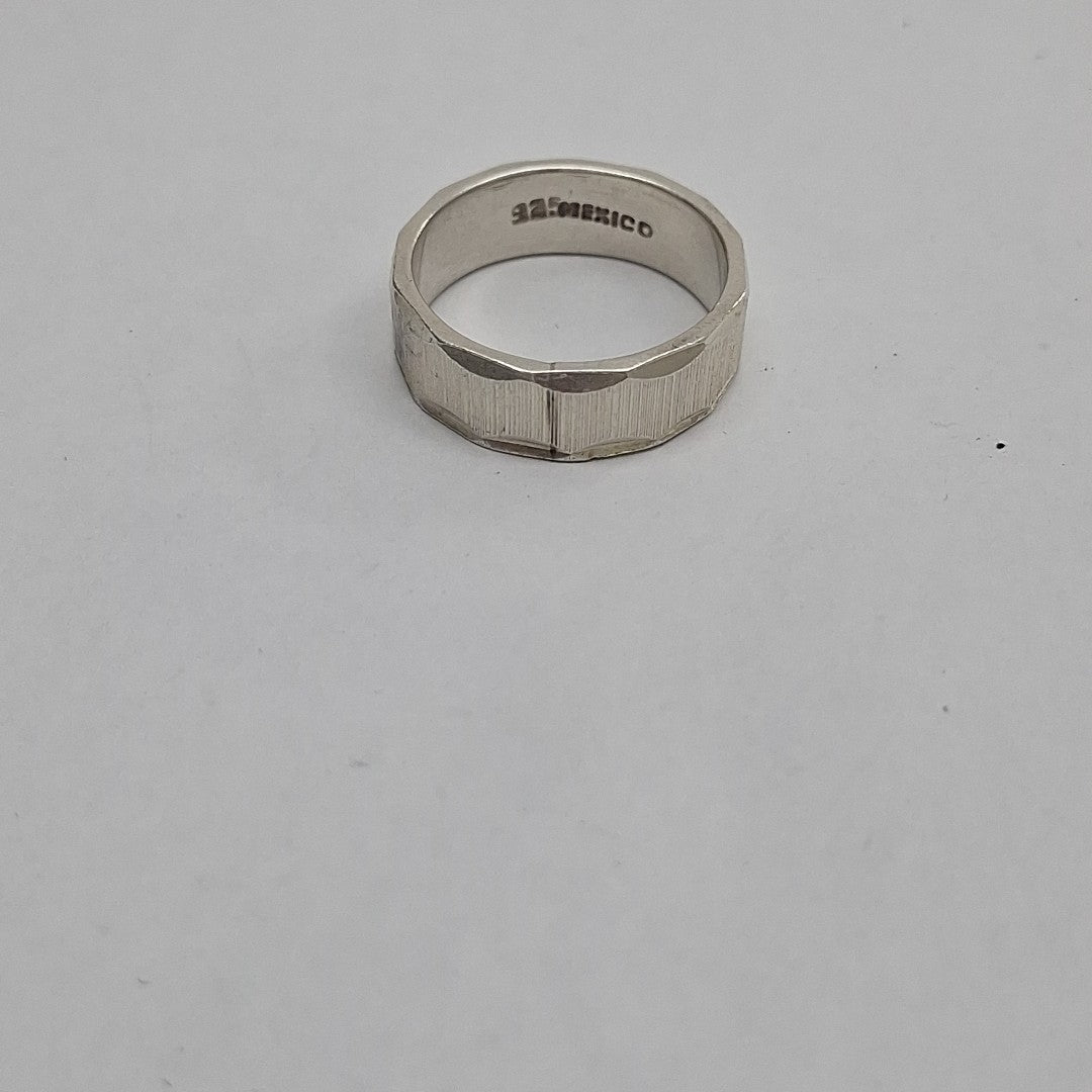 ANILLITO PLATA 6.1 GRMS (SEMINUEVO)