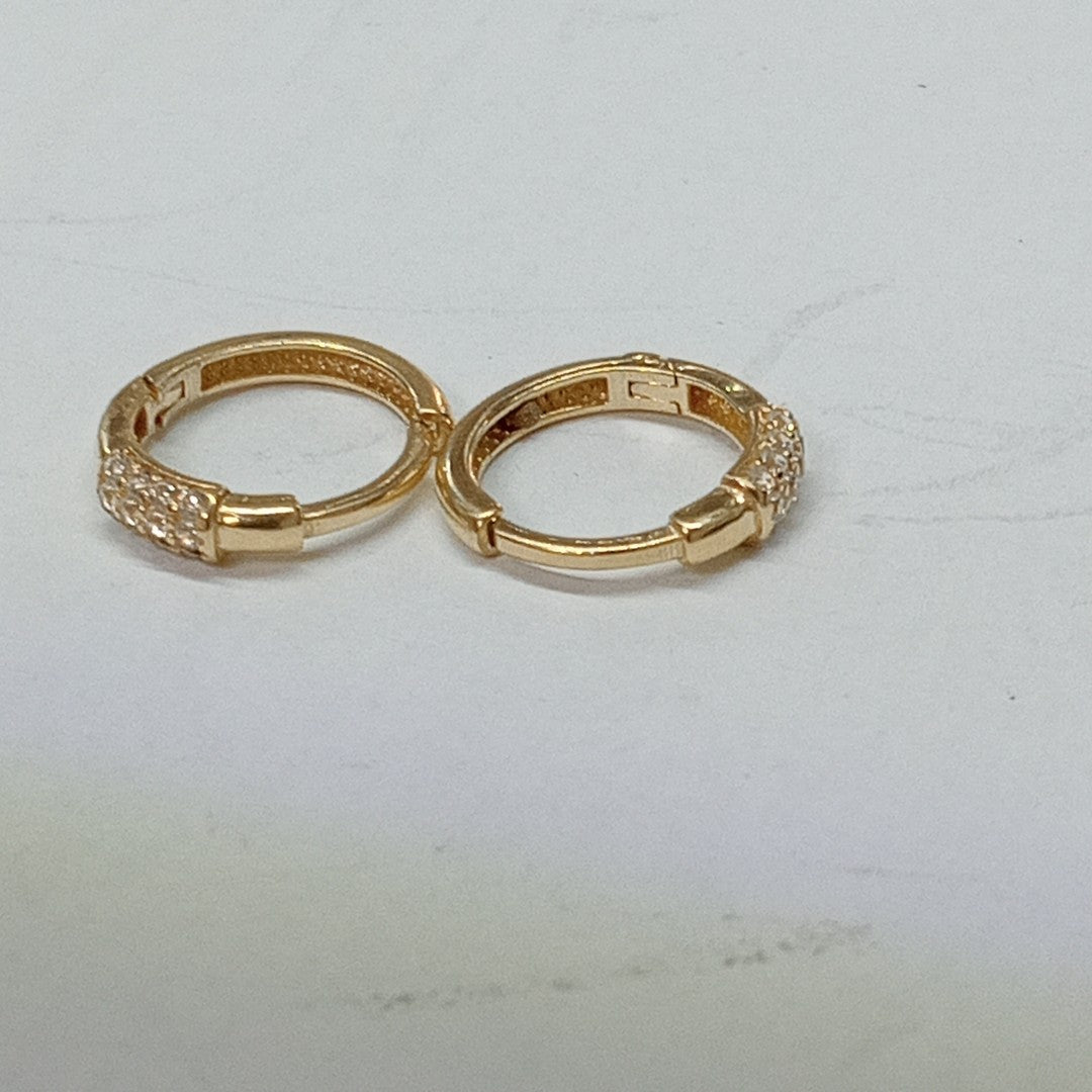 HUGGIES ORO 14K 1.3 (NUEVO)