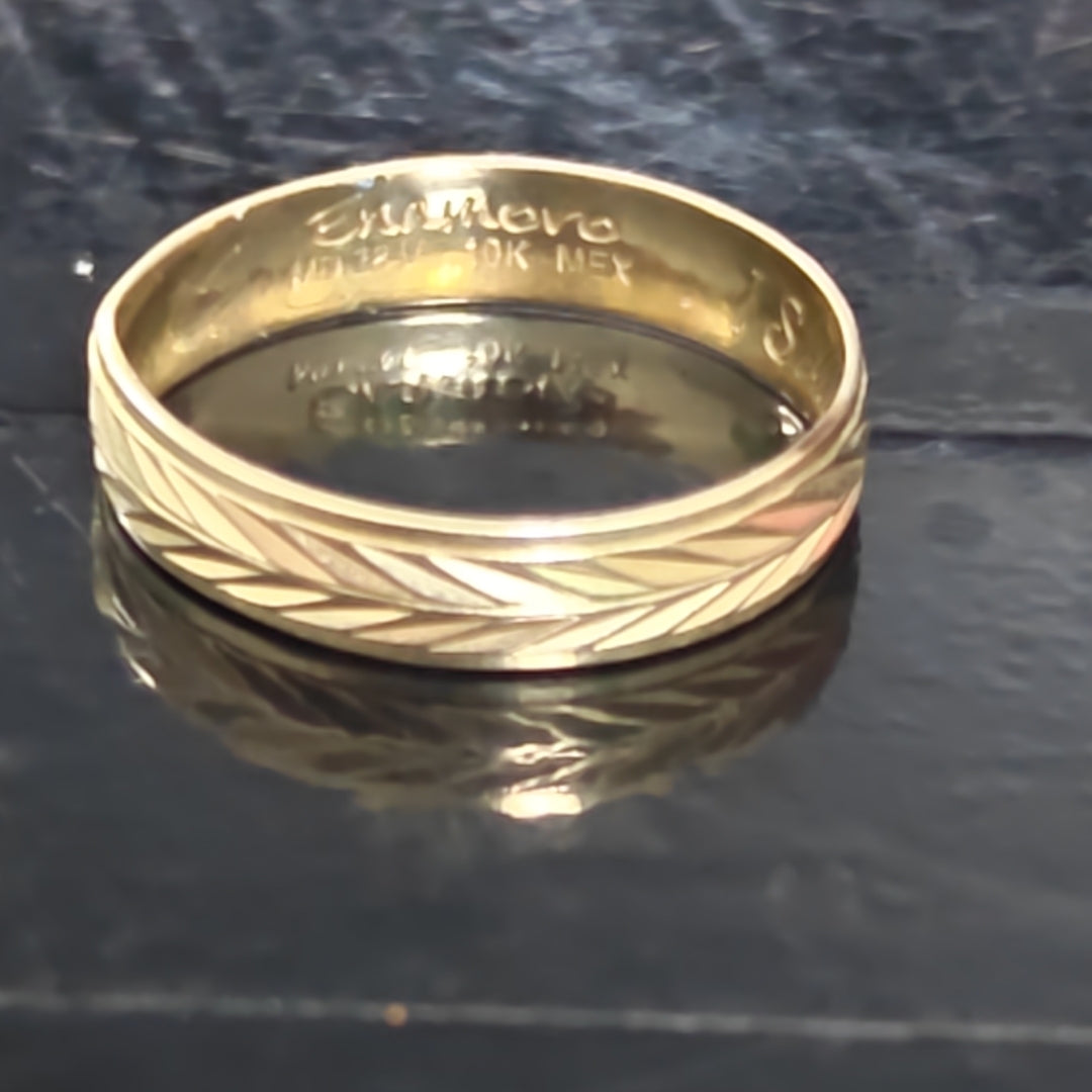 ANILLO ORO 10 K 1.1 GRMS (SEMINUEVO)