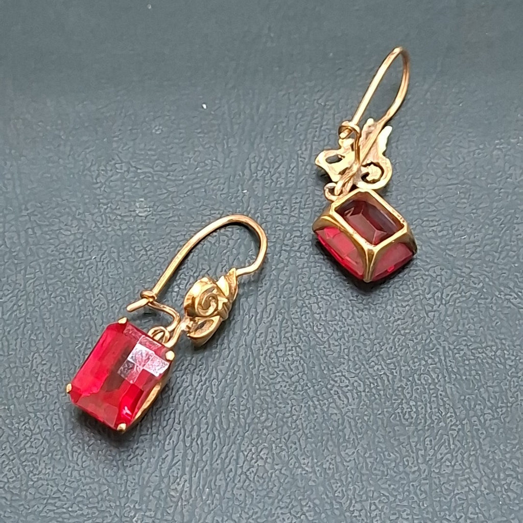 ARETES PAR ORO 10 K 4.4 GRMS (SEMINUEVO)