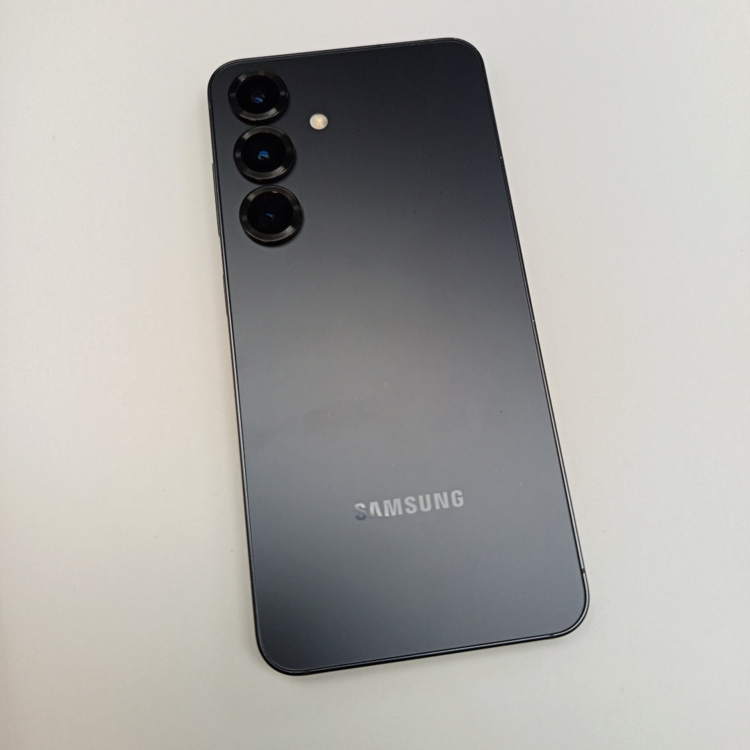 CELULAR SAMSUNG GALAXY S25 SM-S931B (2025) 256 GB 12 GB RAM (SEMINUEVO)