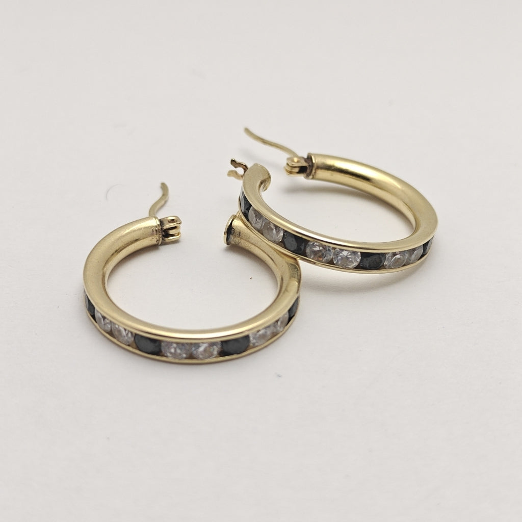 ARRACADAS PAR ORO 14 K 5.2 GRMS (SEMINUEVO)