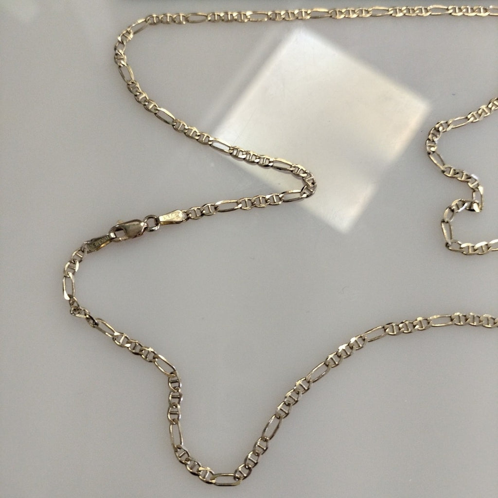 CADENAS TEJIDO FIGARO GUCHI ORO 10K 55 CM 4.9 GR (NUEVO)
